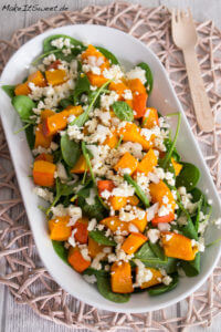 Kürbissalat mit Spinat und Feta Rezept