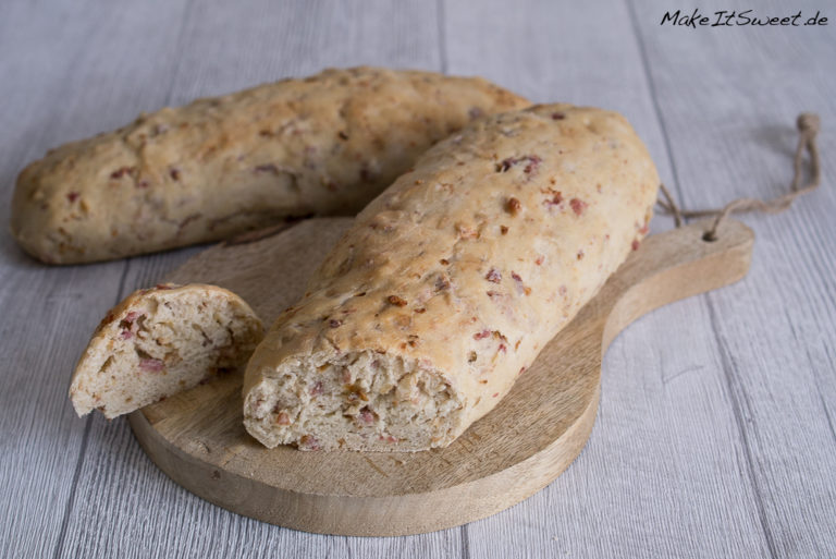 Zwiebel-Speck-Baguette - einfach und lecker