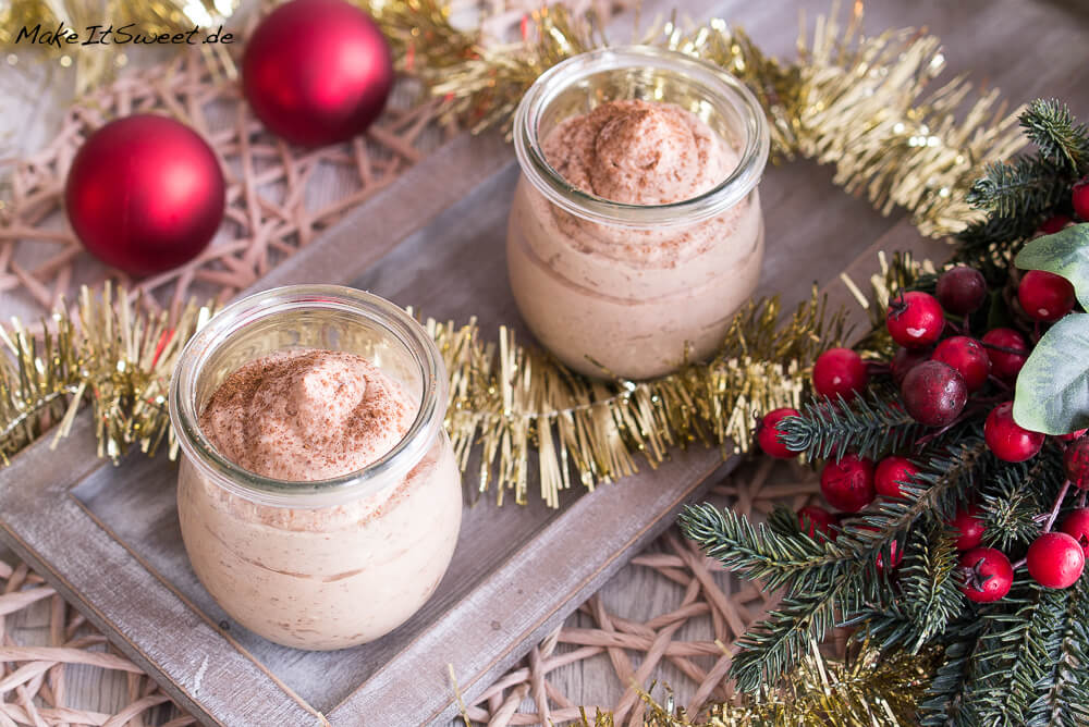 Schnelles Weihnachts-Schokomousse