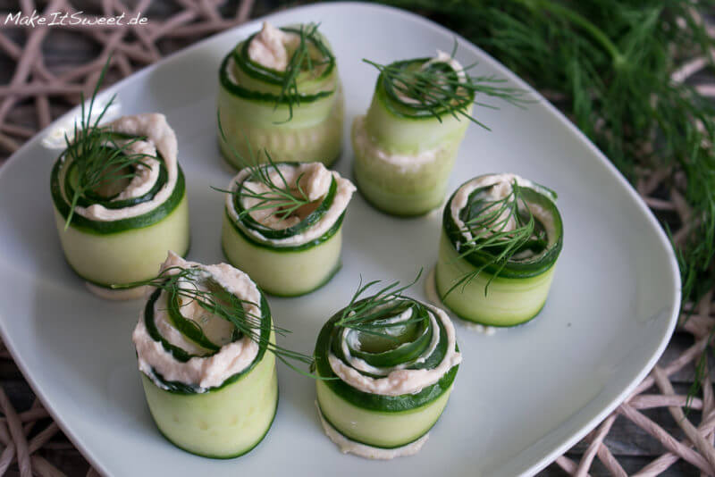 Gurken Röllchen mit Räucherlachs und Dill - einfach