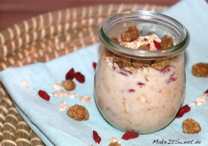 Overnight Oats Haferflocke Goji-Beere Maulbeere Superfoodfruehstueck Vegetarisch Rezept