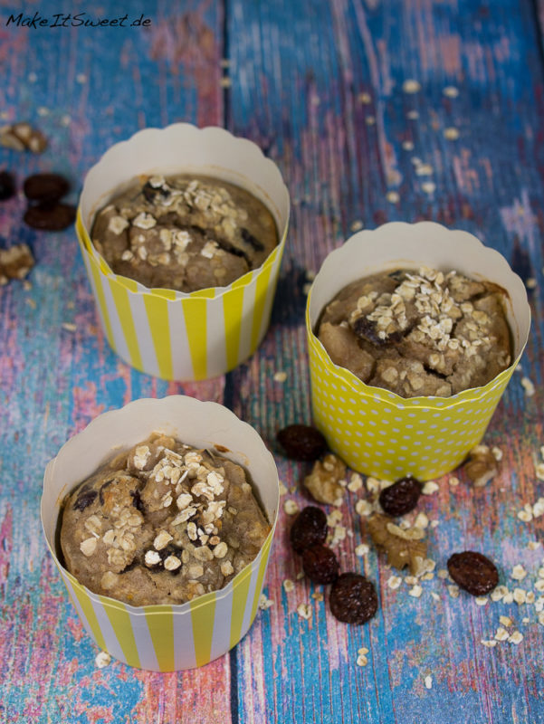 Birnen-Cranberry-Muffins Rezept 3 birnen-cranbeeries-walnuesse-haferflocken-cupcake-muffin-fruehstueck-rezept