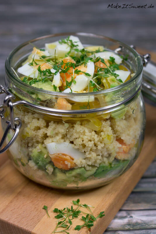 Couscous Avocado Eier Salat Im Glas Rezept Makeitsweet De