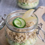 Quinoa Apfel Gurke Salat im Glas Rezept Mitnehmen Buero