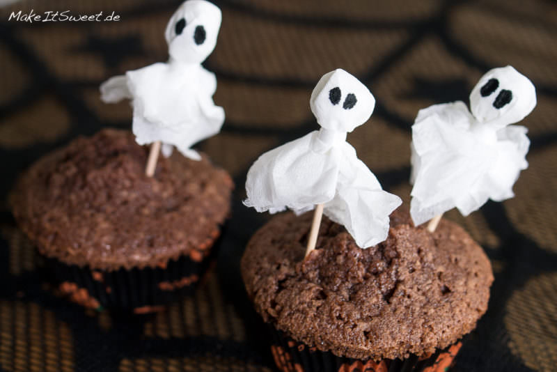 Halloween Gespenster Muffins dekorieren einfach schnell Cupcakes Geister