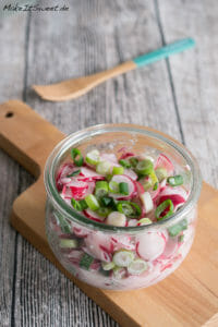 Radieschensalat mit Sahne
