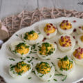 gefuellte eier schnittlauch speck mayo joghurt rezept ostern osterbrunch