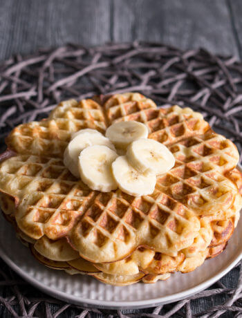 Einfache Buttermilchwaffeln - Einfache Buttermilch Waffeln Rezept Fruehstueck weich 3