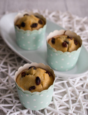 Einfache Muffins mit Apfelmus und Rosinen - apfelmus rosinen muffins apfel rezept einfach schnell 2