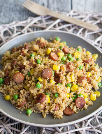 Couscous-Pfanne mit Kabanossi, Erbsen und Mais - Couscous Cabanossi Mais Erbsen Pfanne Rezept 2