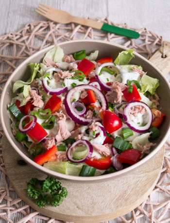 Thunfischsalat mit Joghurtdressing - Thunfischsalat Rezept mit Joghurt Paprika einfach 2