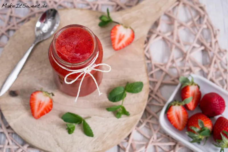 Erdbeer Minze Marmelade Rezept Erdbeeren suess einfach Gelierzucker 3 1 3
