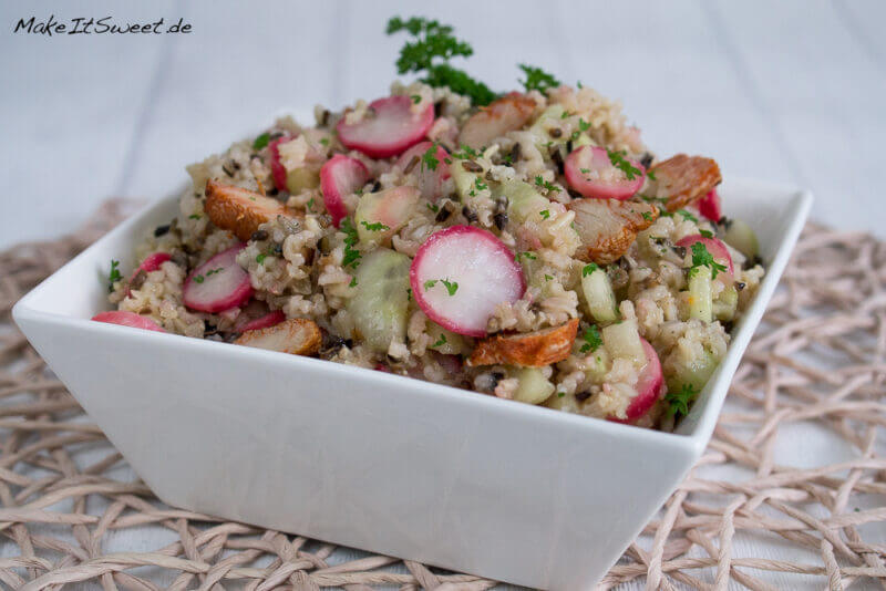 Reissalat Rezept mit Radieschen Haehnchen Salat 3