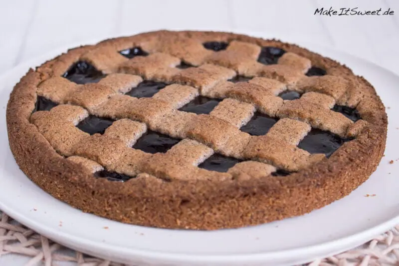 Linzer Torte einfaches Rezept Haselnuss Kuchen Pflaumenmus sofort essen