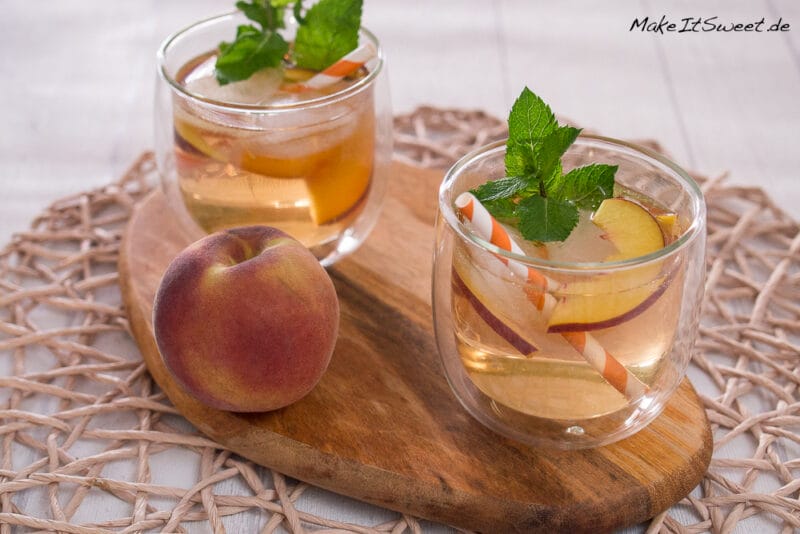 Lillet Rosé White Peach Cocktail