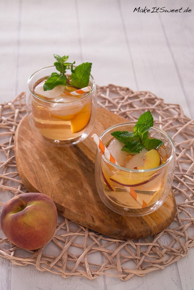 Lillet Rosé White Peach Cocktail