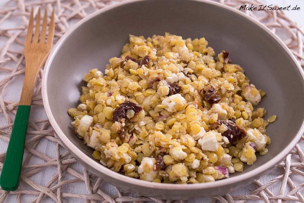 Linsensalat mit getrockneten Tomaten und Feta